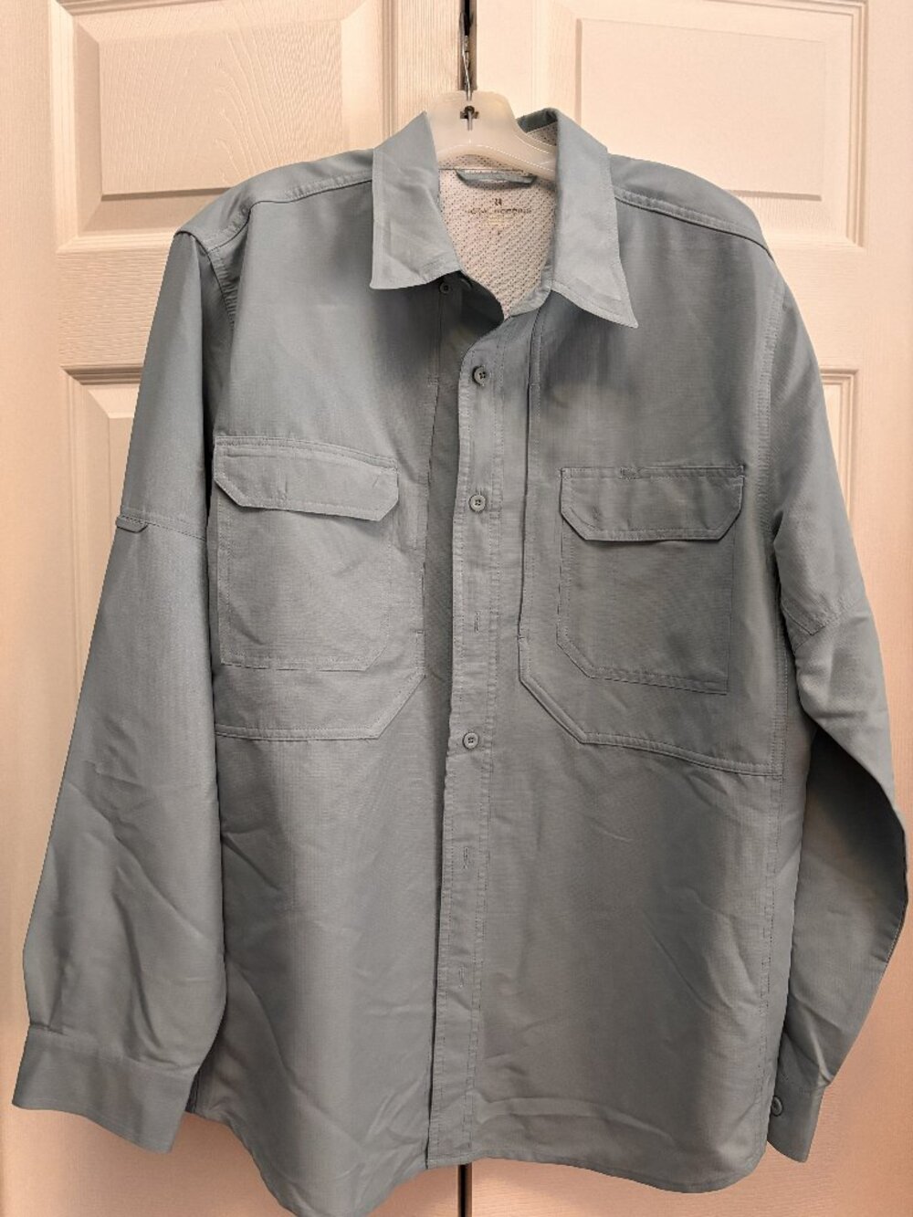 Royal Robbins Large Vented Fishing Shirt Light Blue Long Sleeve NWOT Hiking Trav